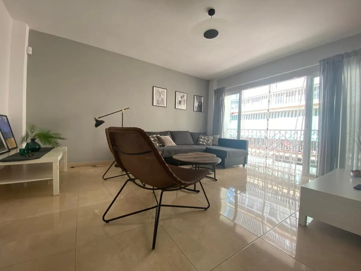 Apartment Delfin location